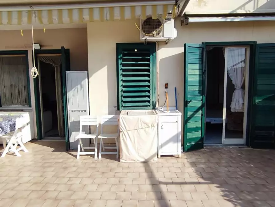 Immagine 21 di Appartamento in vendita  a Giardini-Naxos