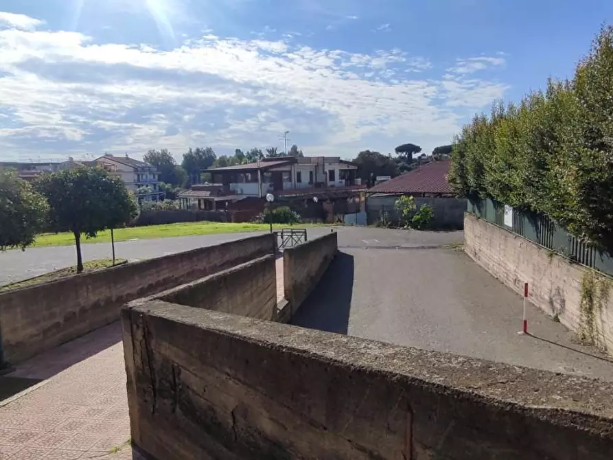 Immagine 7 di Appartamento in vendita  a Giardini-Naxos