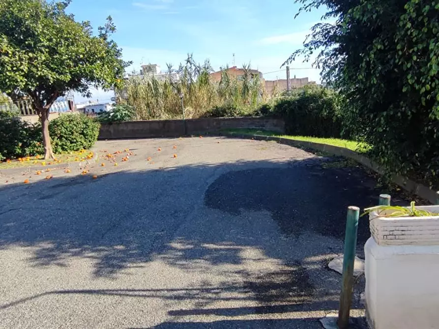 Immagine 4 di Appartamento in vendita  a Giardini-Naxos