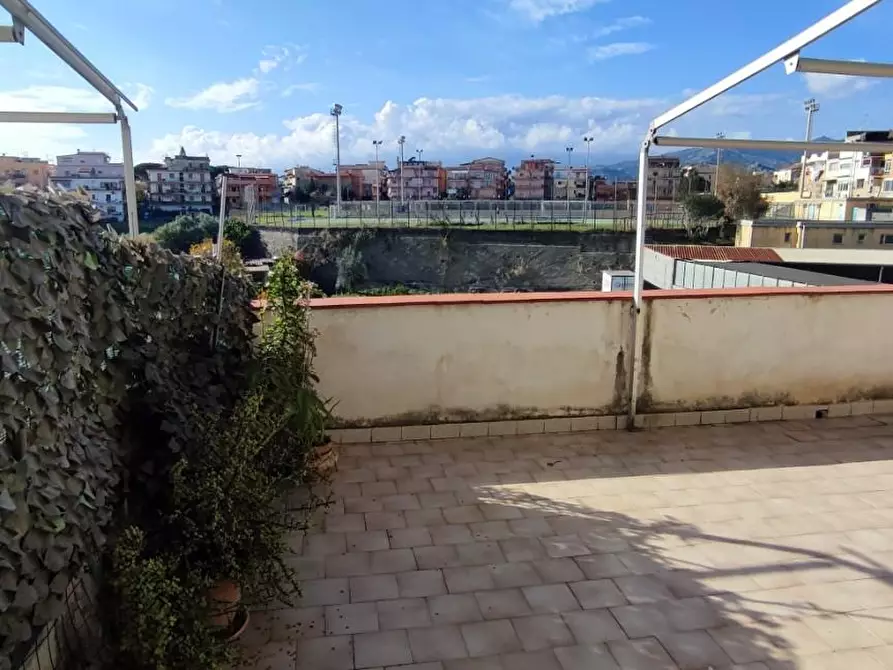 Immagine 18 di Appartamento in vendita  a Giardini-Naxos