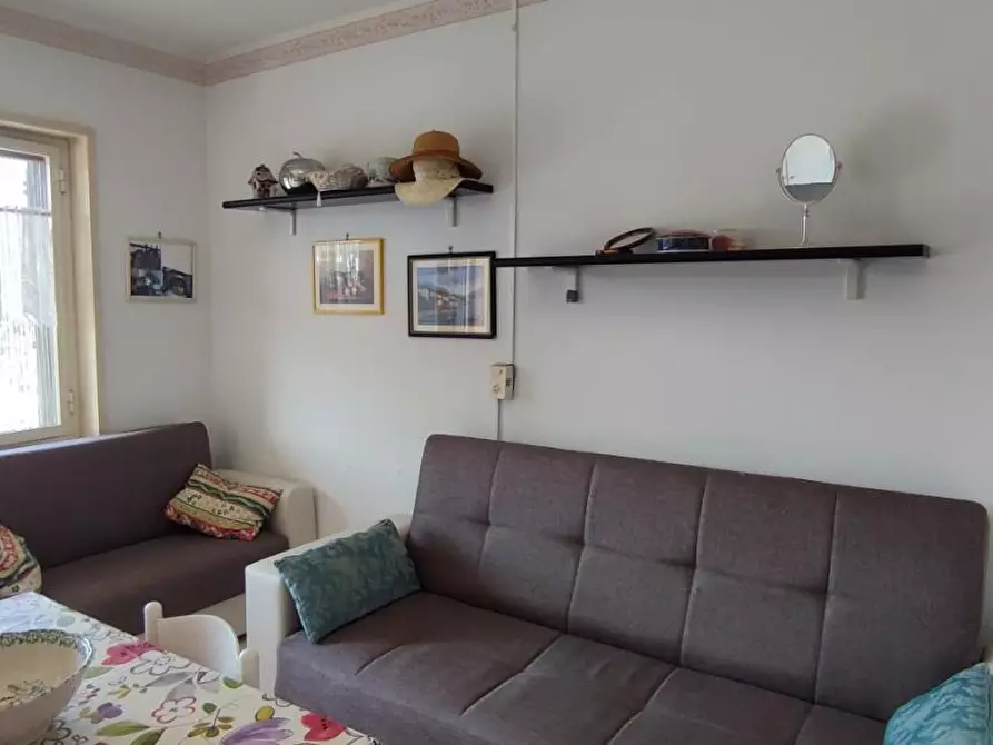 Immagine 13 di Appartamento in vendita  a Giardini-Naxos