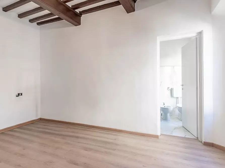 Immagine 12 di Appartamento in vendita  a Fucecchio