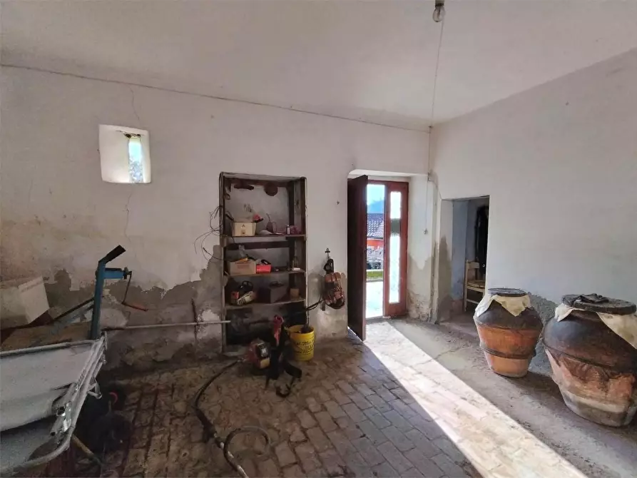 Immagine 24 di Casa indipendente in vendita  a Ortonovo