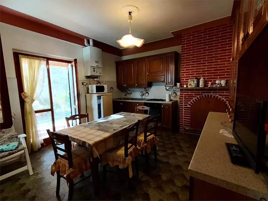 Immagine 14 di Casa indipendente in vendita  a Ortonovo