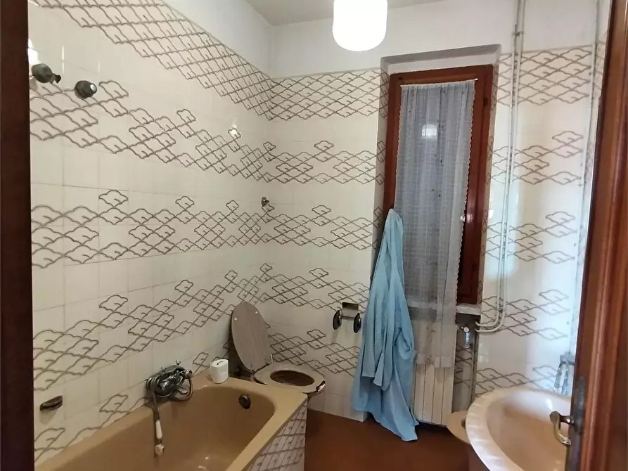 Immagine 19 di Casa indipendente in vendita  a Ortonovo