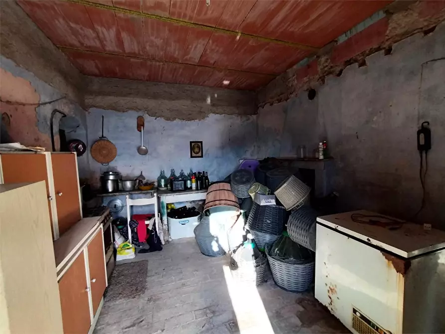 Immagine 20 di Casa indipendente in vendita  a Ortonovo
