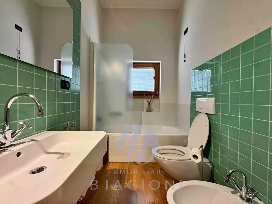 Immagine 32 di Villa in vendita  a Camaiore