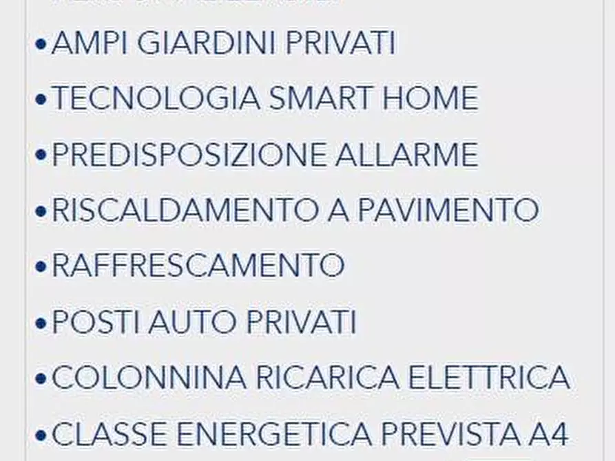 Immagine 14 di Villa in vendita  a Pietrasanta