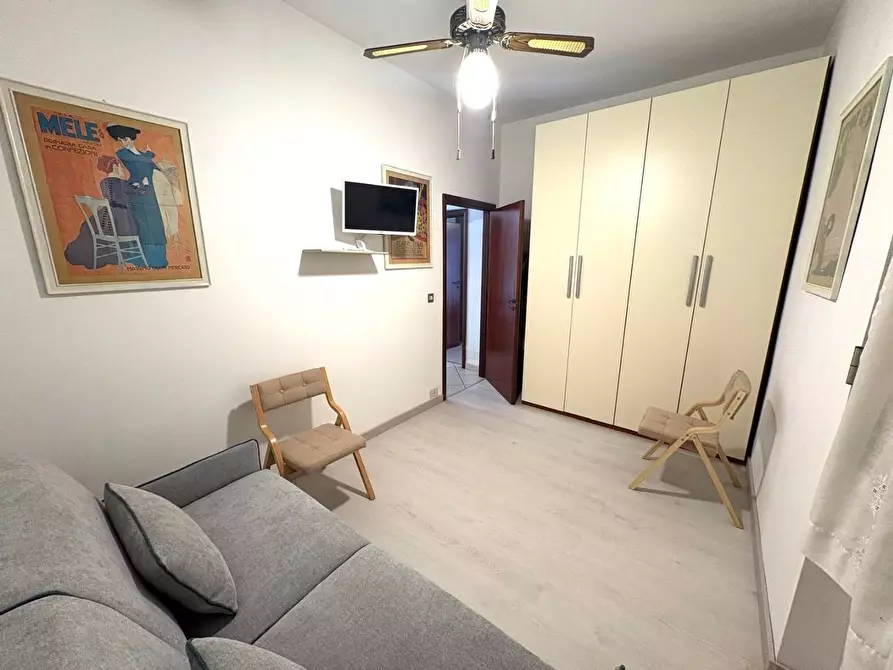 Immagine 12 di Appartamento in affitto  a Montignoso