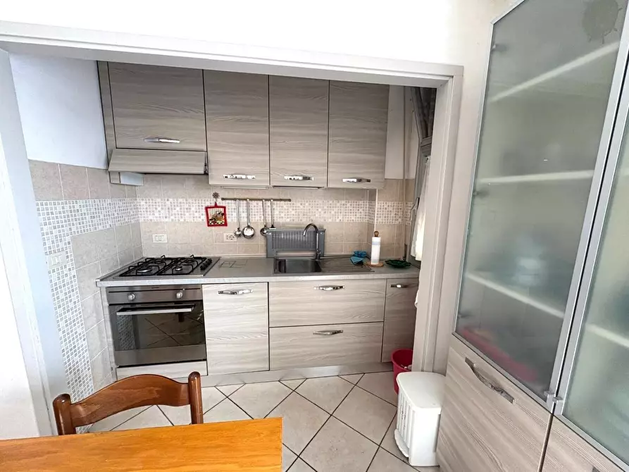 Immagine 2 di Appartamento in affitto  a Montignoso