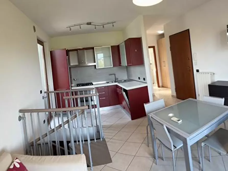 Immagine 3 di Appartamento in affitto  a Lucca