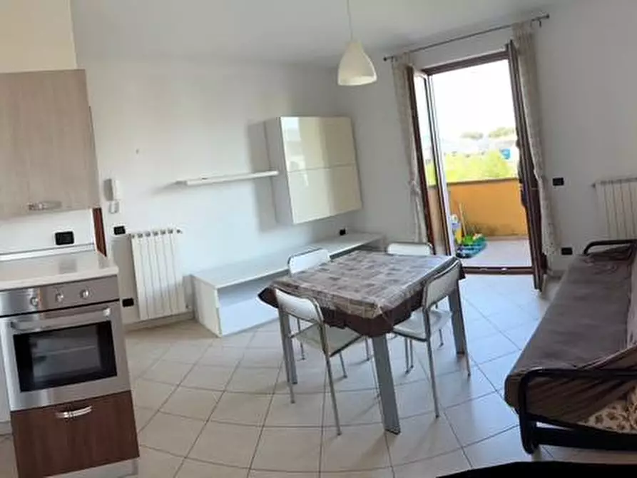 Immagine 4 di Appartamento in affitto  a Lucca