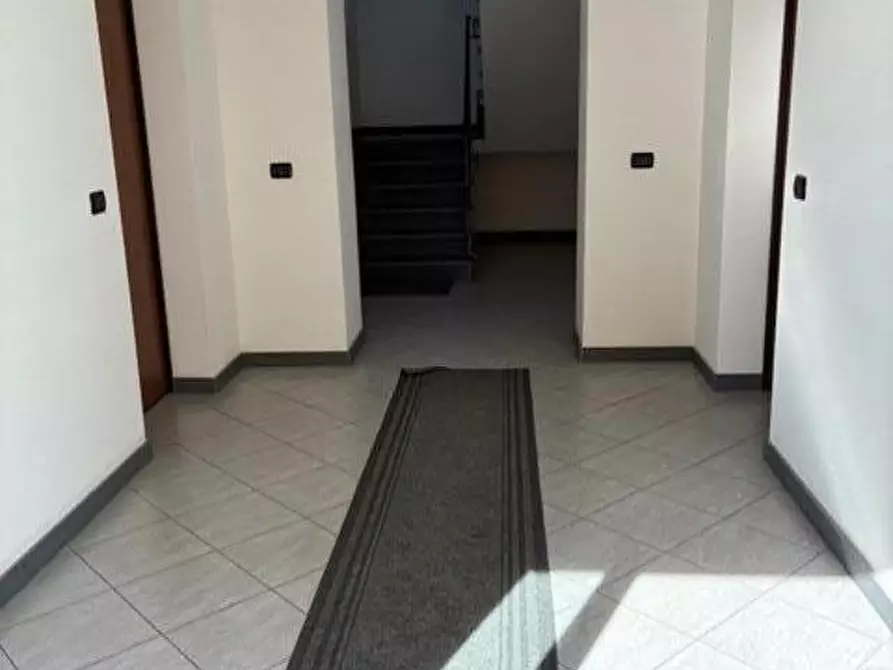 Immagine 23 di Appartamento in affitto  a Lucca