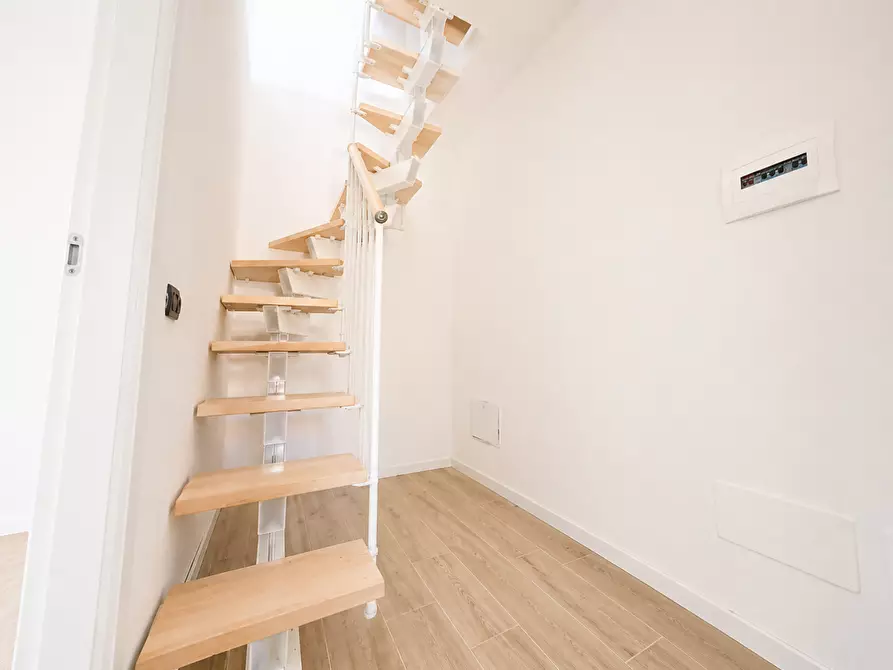 Immagine 7 di Appartamento in vendita  a Santa Croce Sull'arno