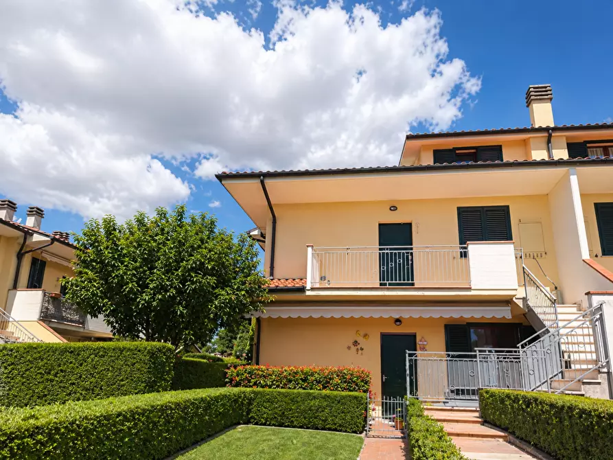 Immagine 1 di Appartamento in vendita  a Santa Croce Sull'arno