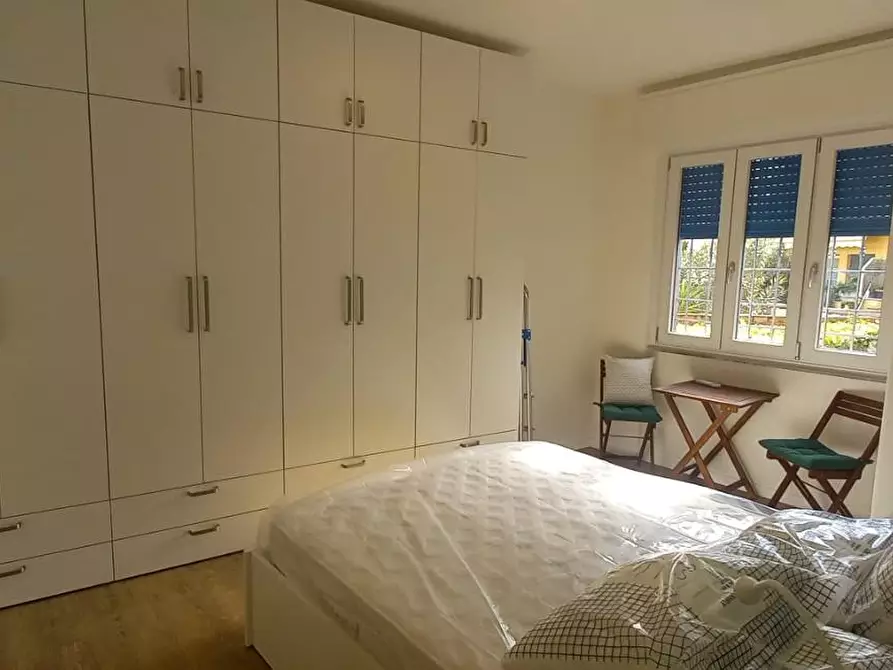 Immagine 13 di Appartamento in affitto  a Camaiore