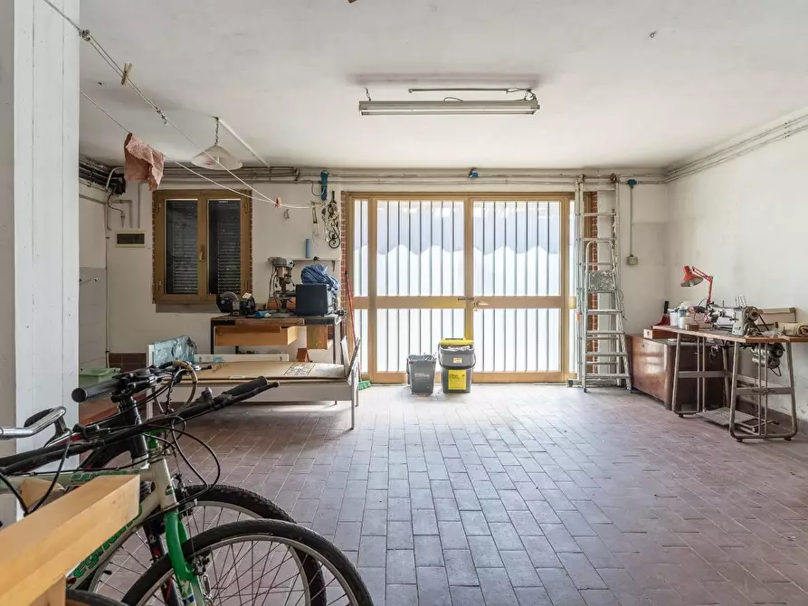 Immagine 42 di Villetta a schiera in vendita  a Empoli