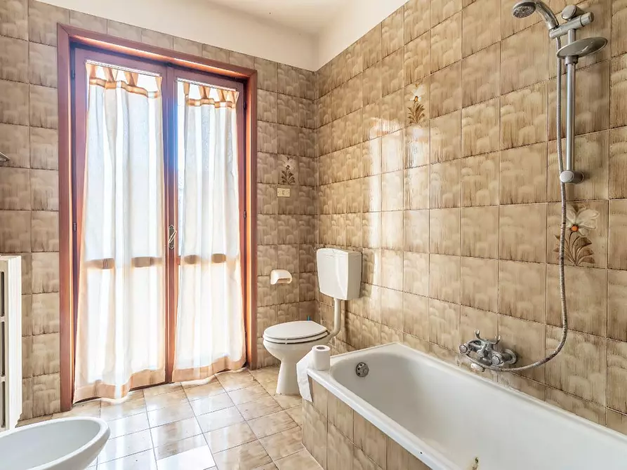 Immagine 30 di Villetta a schiera in vendita  a Empoli