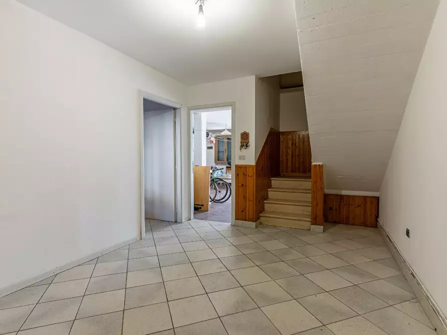 Immagine 37 di Villetta a schiera in vendita  a Empoli