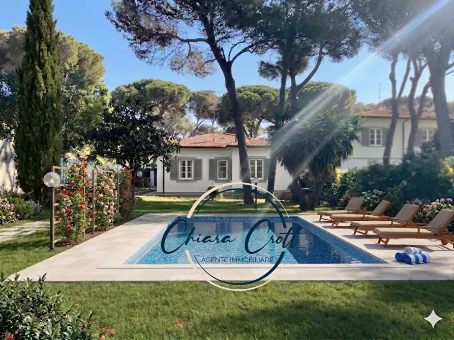 Immagine 1 di Casa indipendente in vendita  a Livorno
