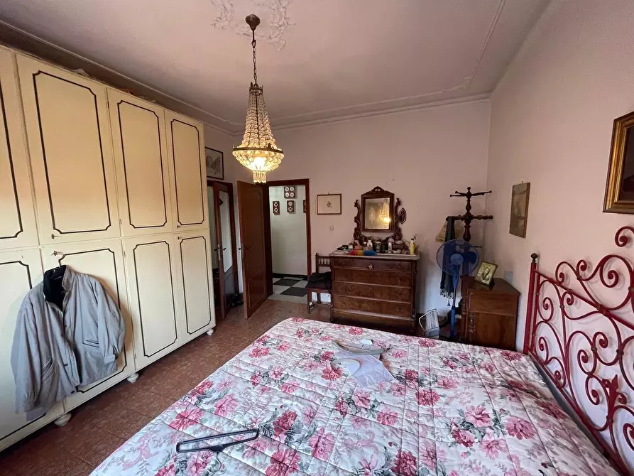Immagine 48 di Appartamento in vendita  a Siena