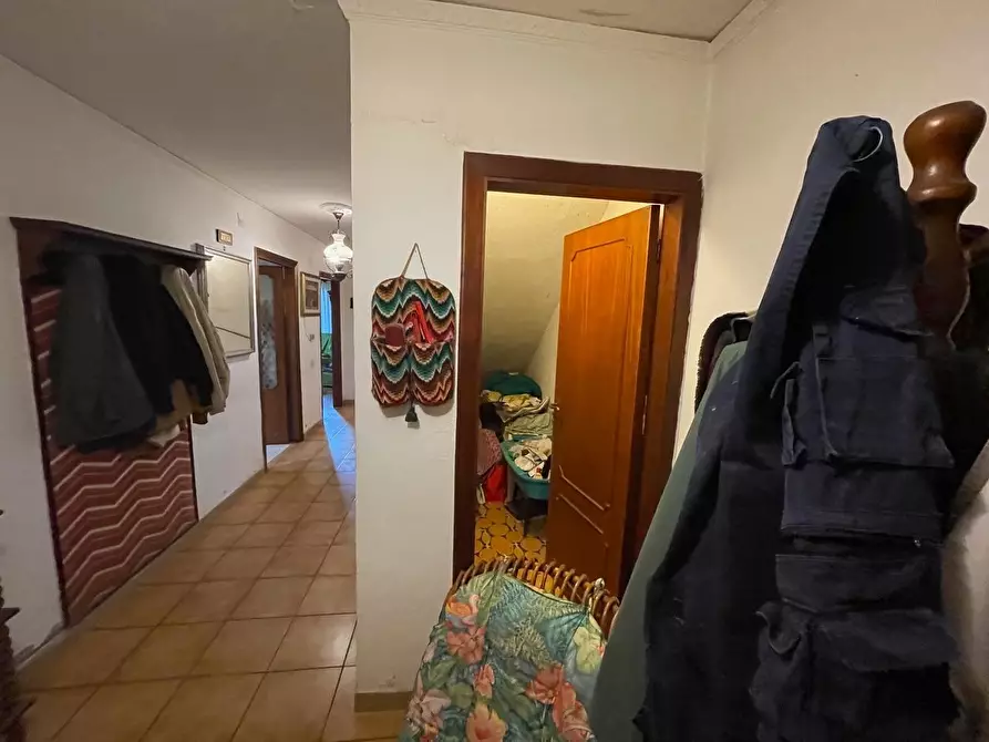 Immagine 88 di Appartamento in vendita  a Siena