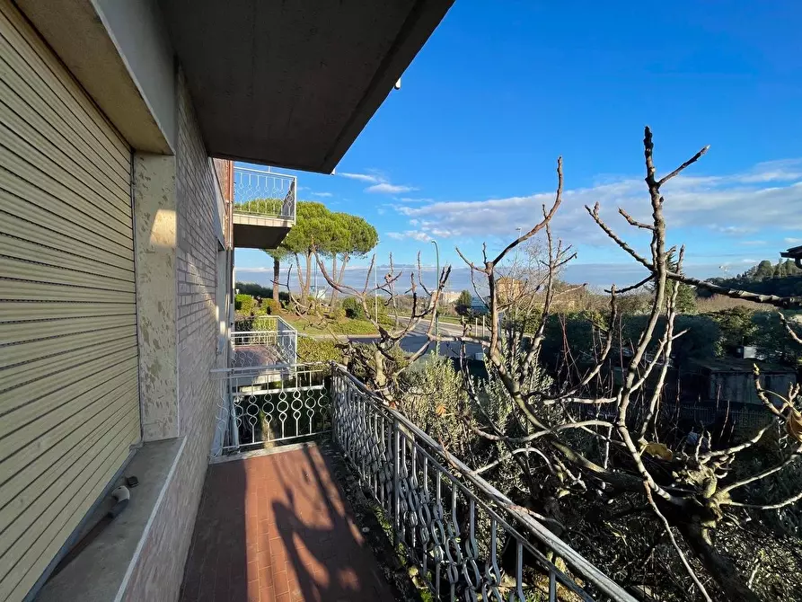 Immagine 33 di Appartamento in vendita  a Siena