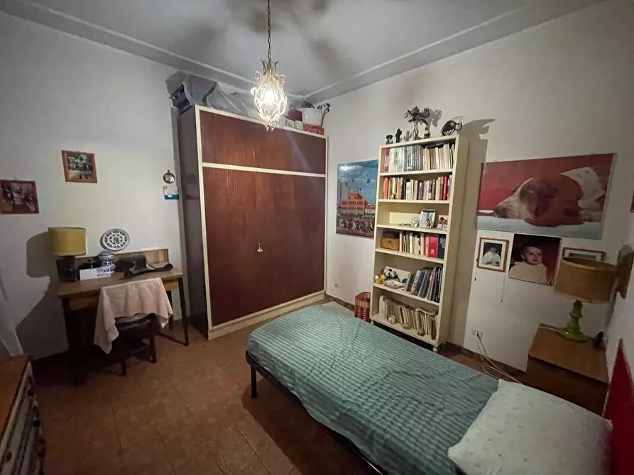 Immagine 64 di Appartamento in vendita  a Siena