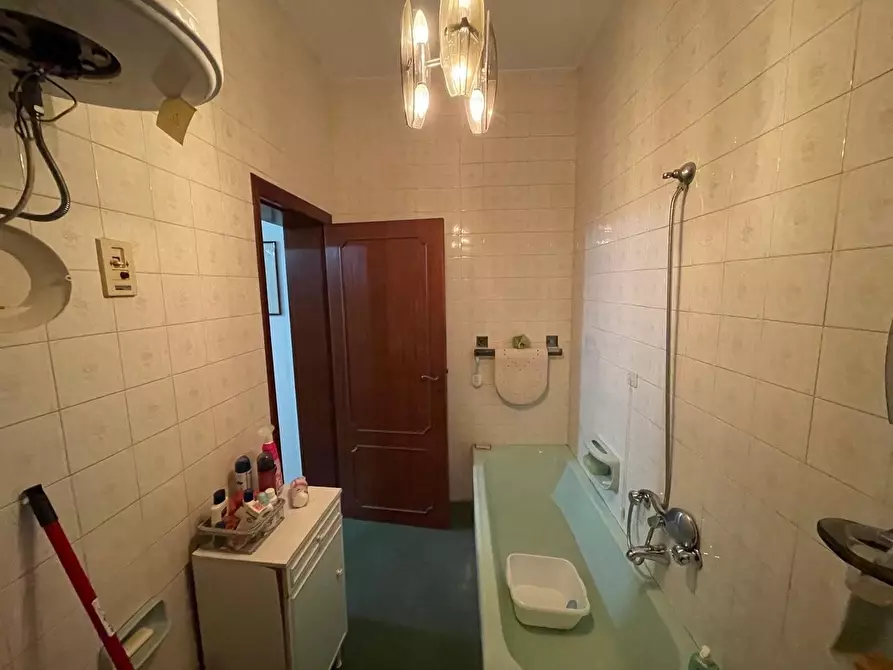 Immagine 61 di Appartamento in vendita  a Siena