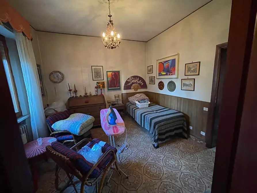 Immagine 25 di Appartamento in vendita  a Siena