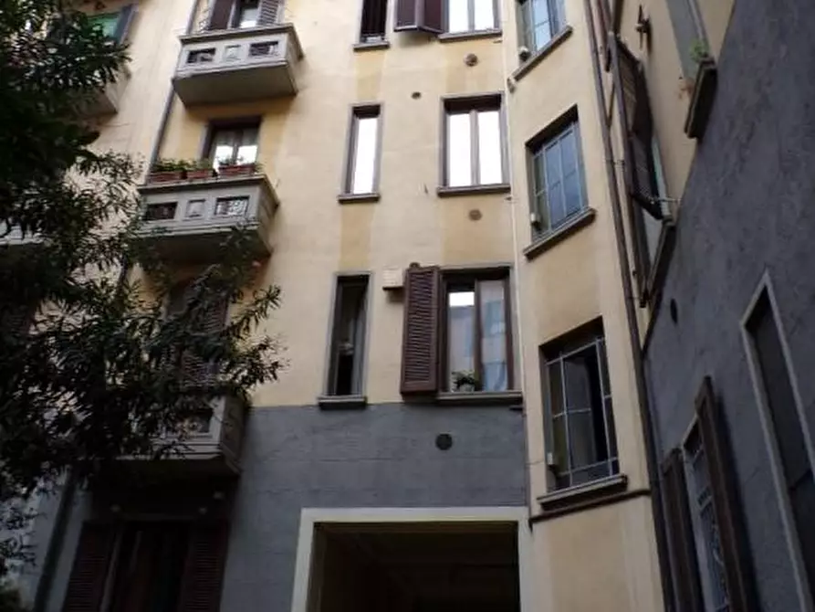Immagine 2 di Appartamento in vendita  a Milano