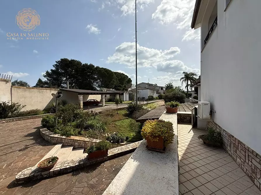 Immagine 41 di Villa in vendita  a Tricase