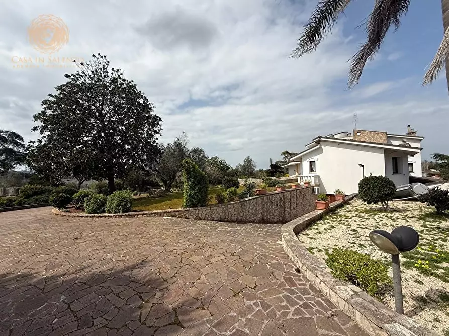 Immagine 48 di Villa in vendita  a Tricase