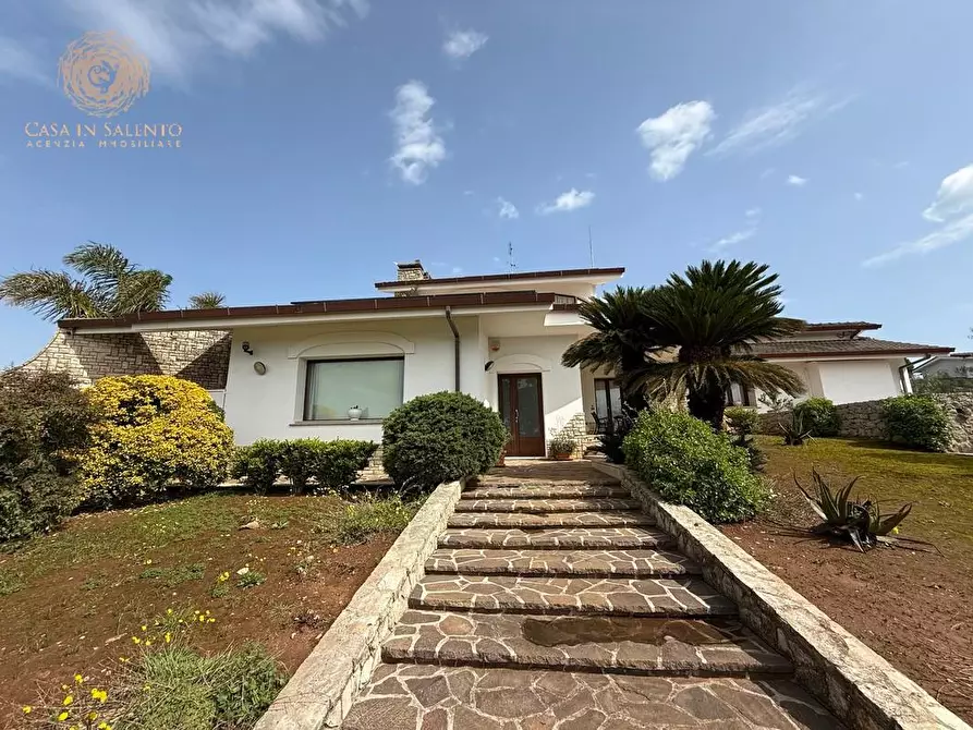 Immagine 1 di Villa in vendita  a Tricase