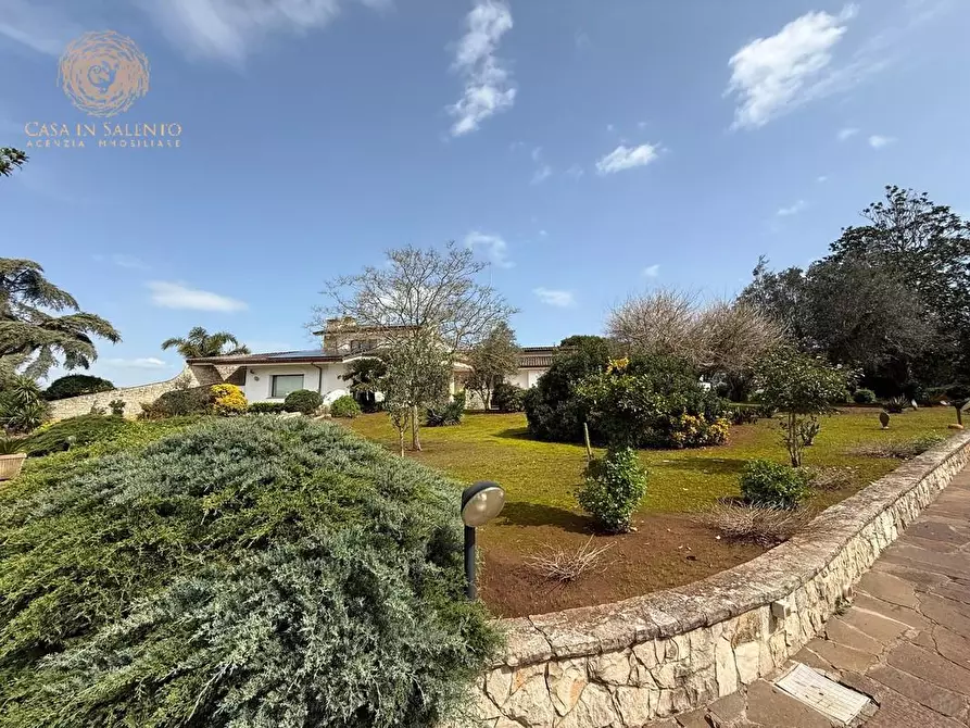 Immagine 46 di Villa in vendita  a Tricase