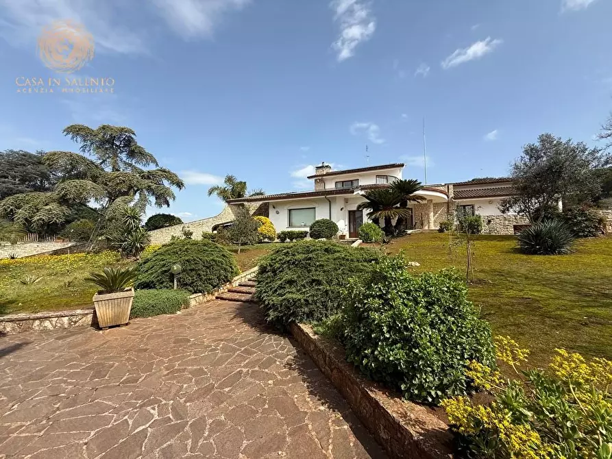 Immagine 45 di Villa in vendita  a Tricase