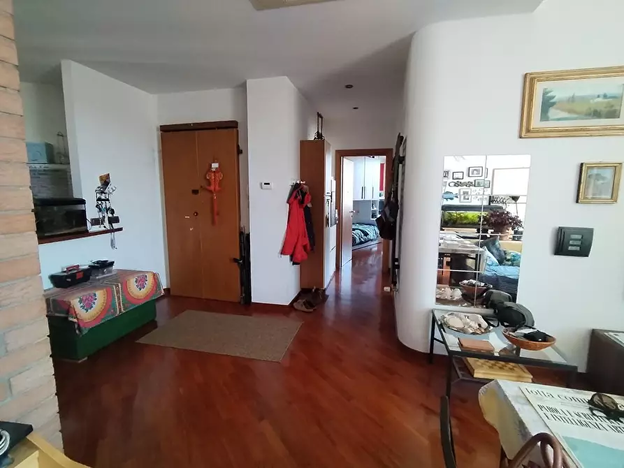 Immagine 1 di Appartamento in vendita  a Livorno