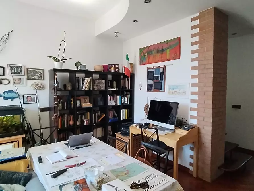 Immagine 4 di Appartamento in vendita  a Livorno