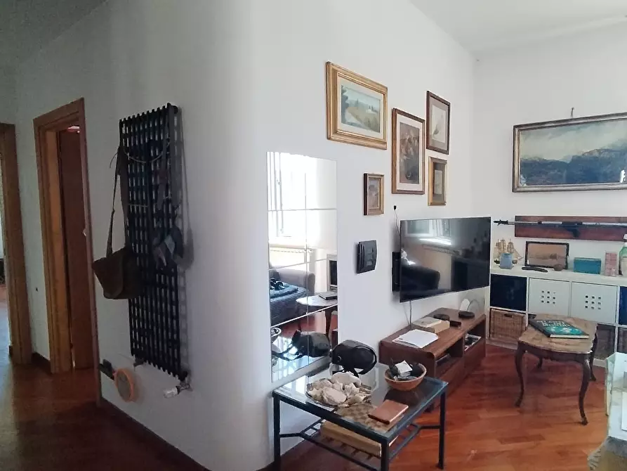 Immagine 10 di Appartamento in vendita  a Livorno