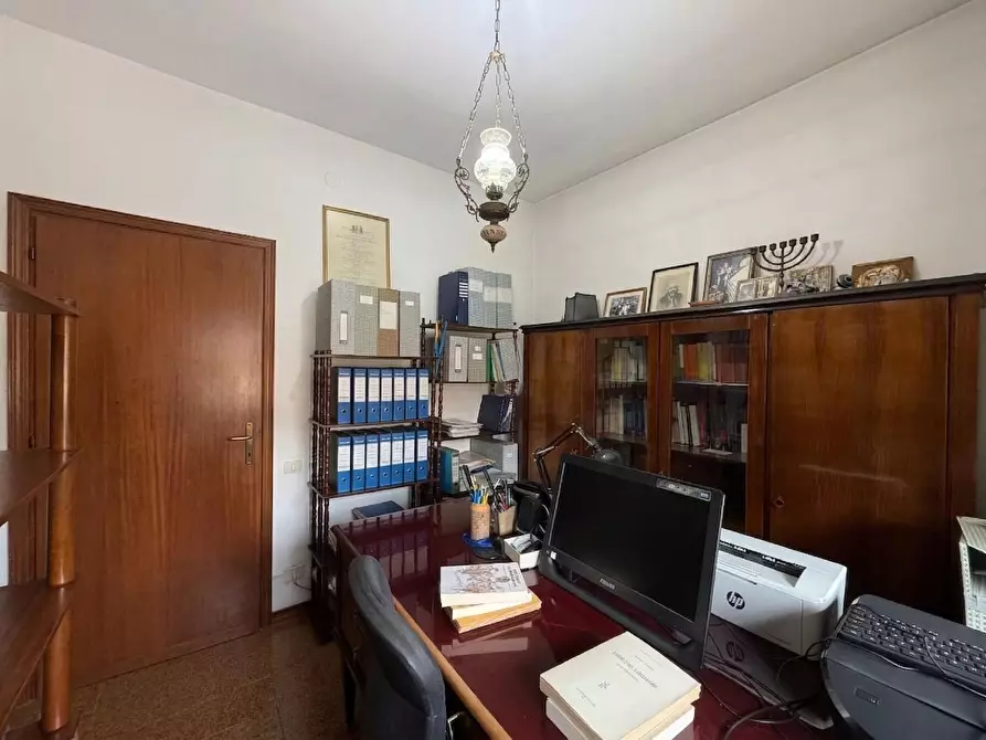 Immagine 29 di Appartamento in vendita  a Cascina