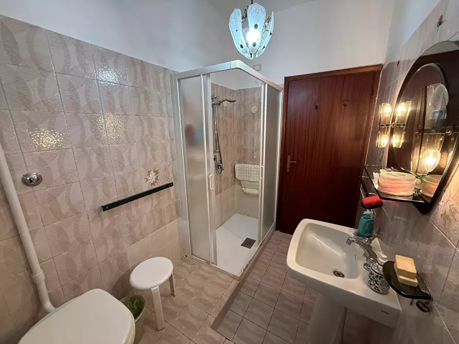 Immagine 20 di Appartamento in vendita  a Cascina