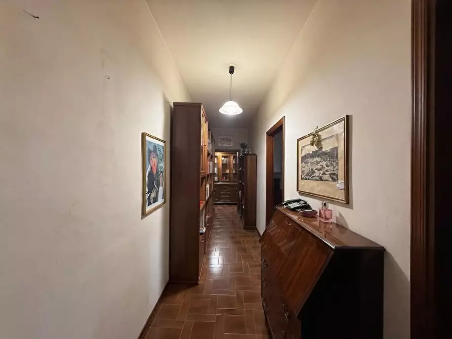 Immagine 11 di Appartamento in vendita  a Cascina