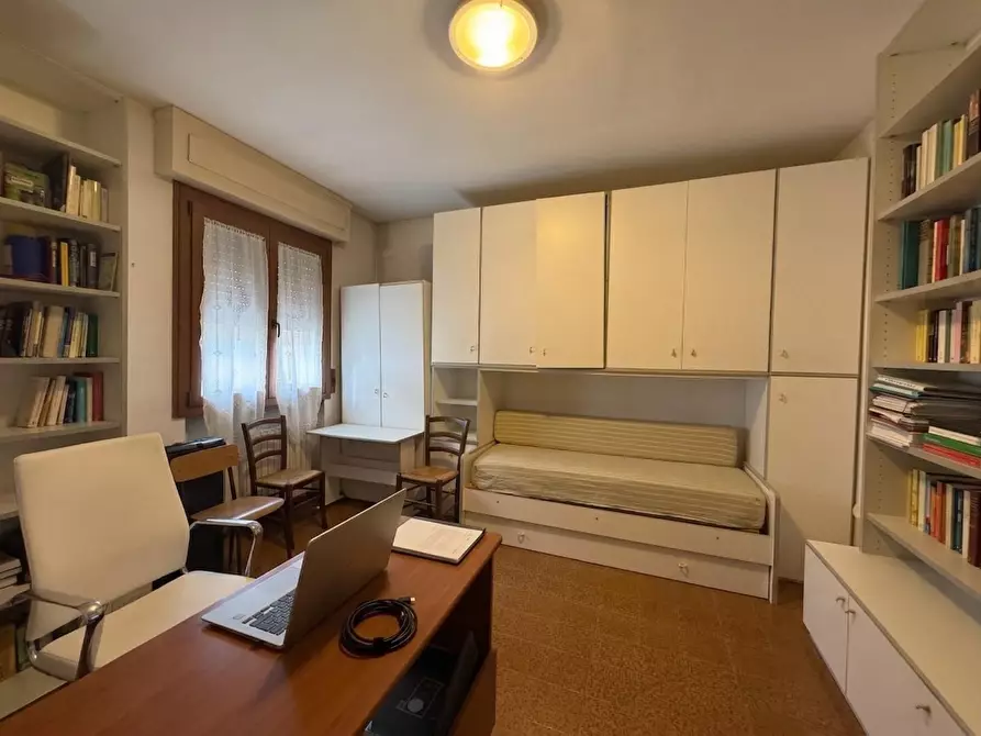 Immagine 18 di Appartamento in vendita  a Cascina