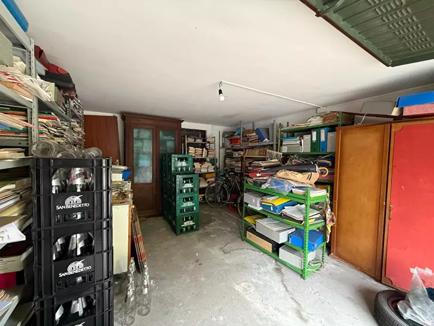 Immagine 40 di Appartamento in vendita  a Cascina