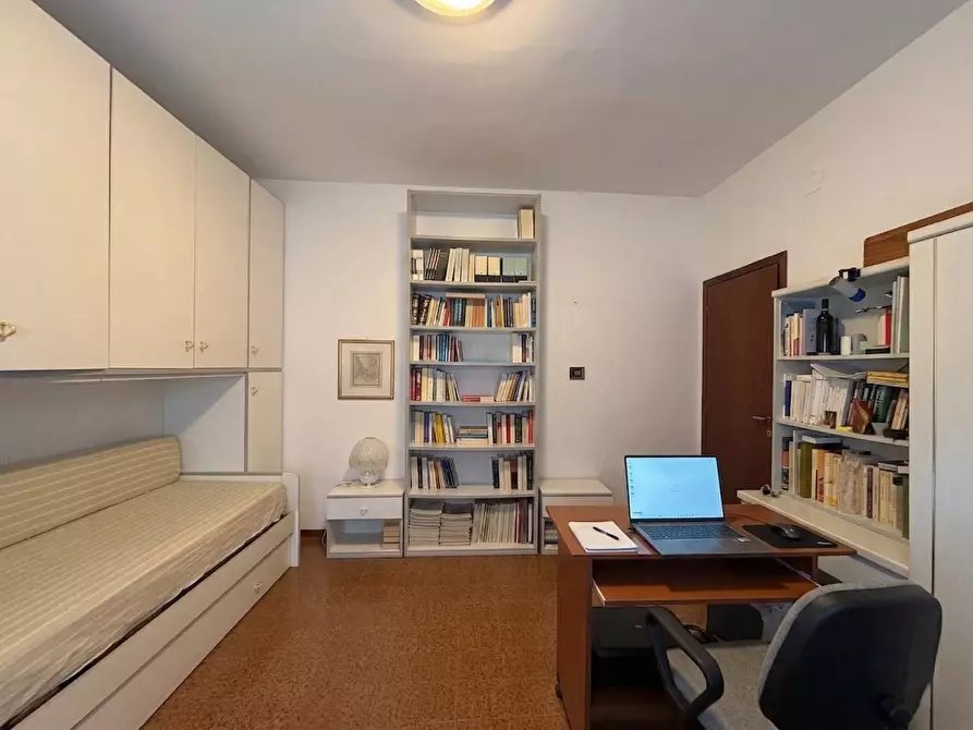 Immagine 19 di Appartamento in vendita  a Cascina