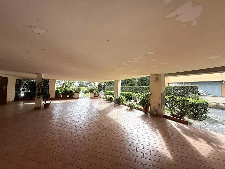 Immagine 36 di Appartamento in vendita  a Cascina