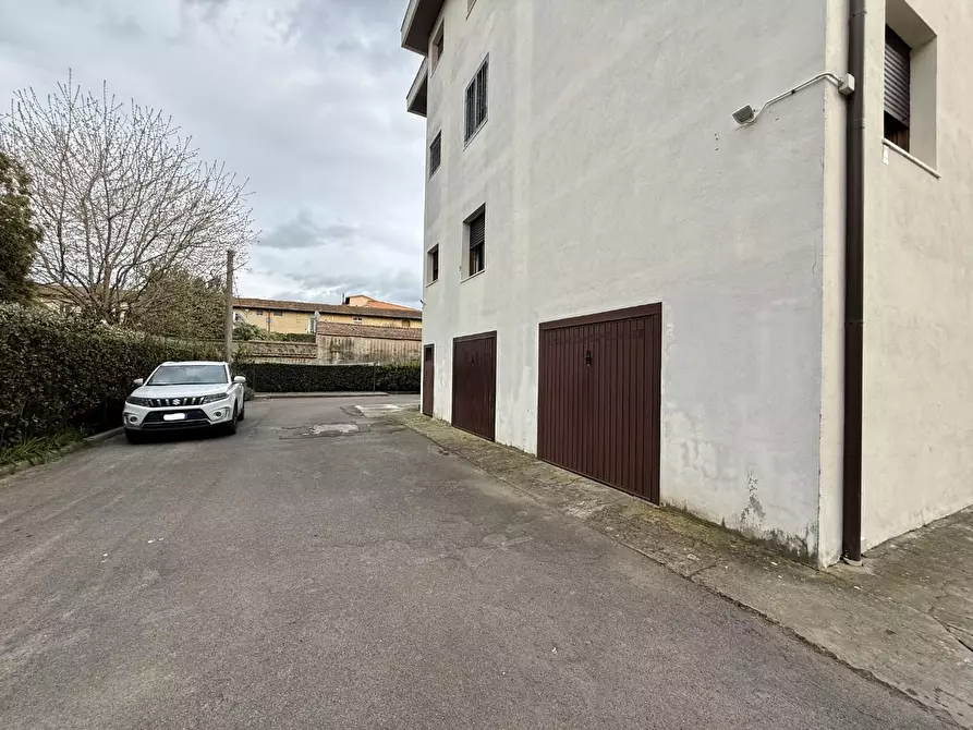 Immagine 37 di Appartamento in vendita  a Cascina