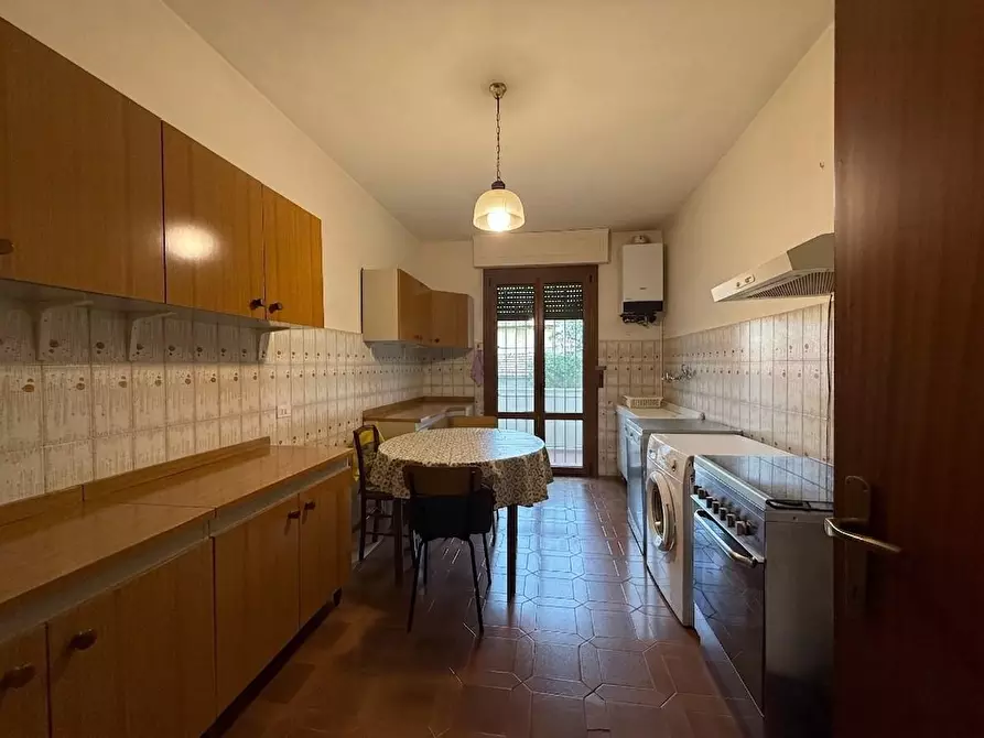 Immagine 5 di Appartamento in vendita  a Cascina