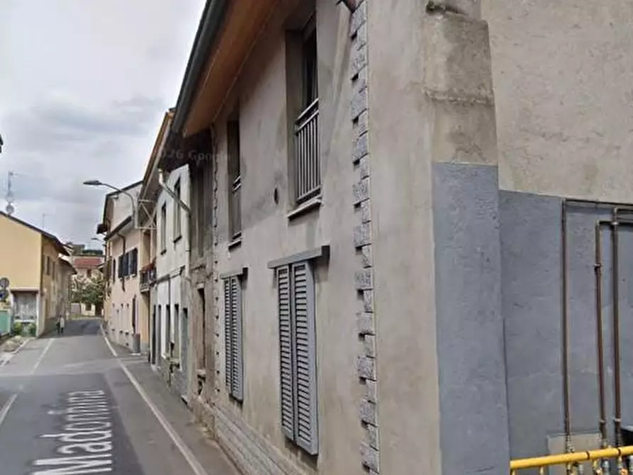 Immagine 1 di Appartamento in vendita  a Varedo