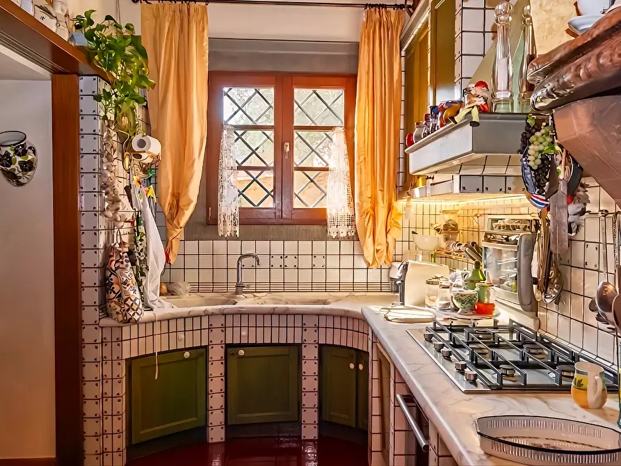 Immagine 7 di Villa in vendita  a Montopoli In Val D'arno